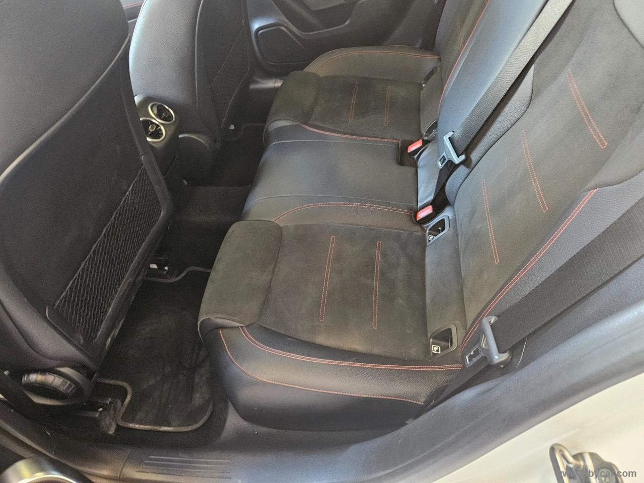 MERCEDES-BENZ A 180 d Automatic 4p. SEDAN Premium