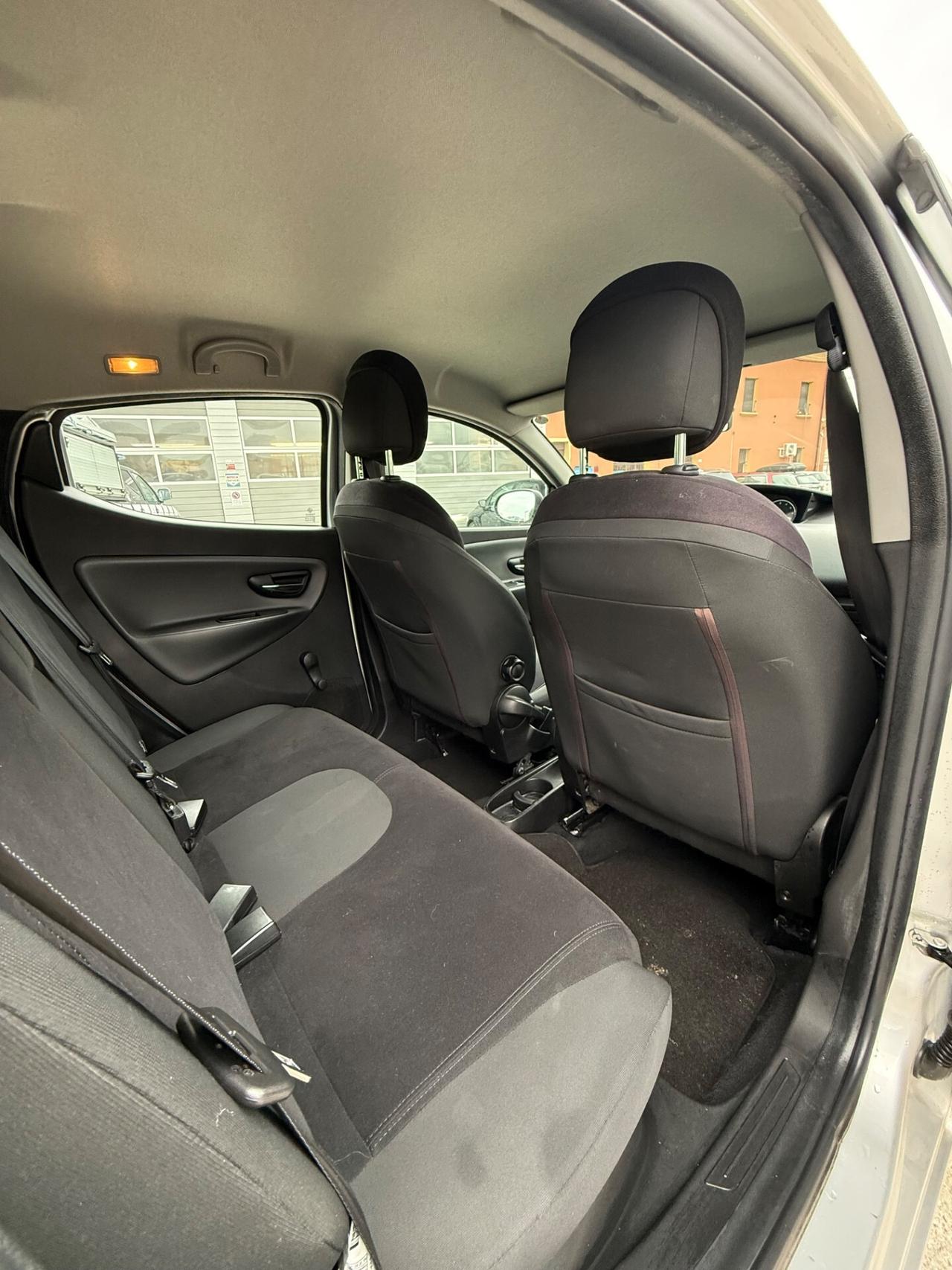 Lancia Ypsilon 1.2 69 CV 5 porte GPL Ecochic Gold