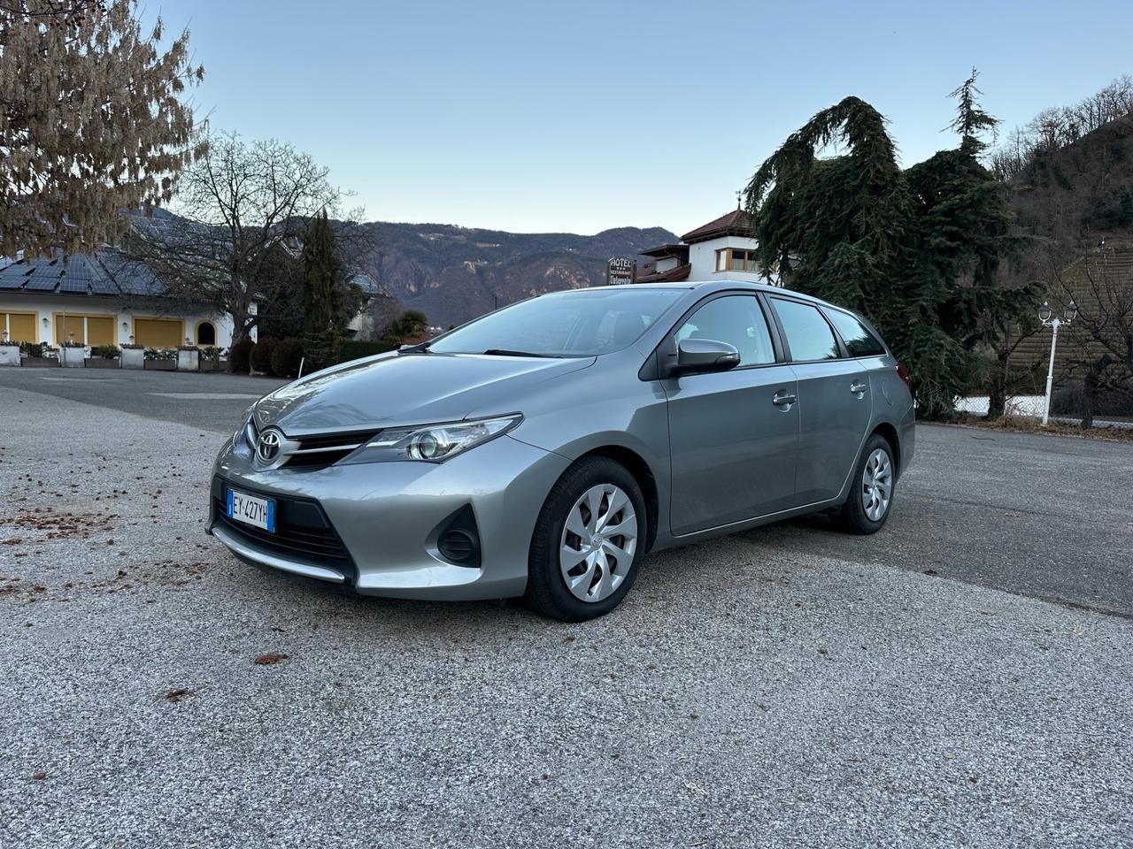 Toyota Auris Touring Sports 1.4 D-4D Active