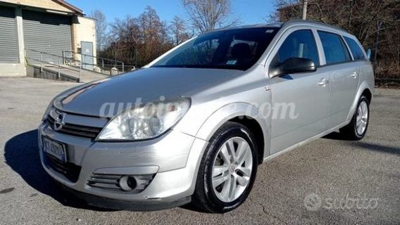 OPEL Astra 1.7 CDTI 101CV Station Wagon Cosmo