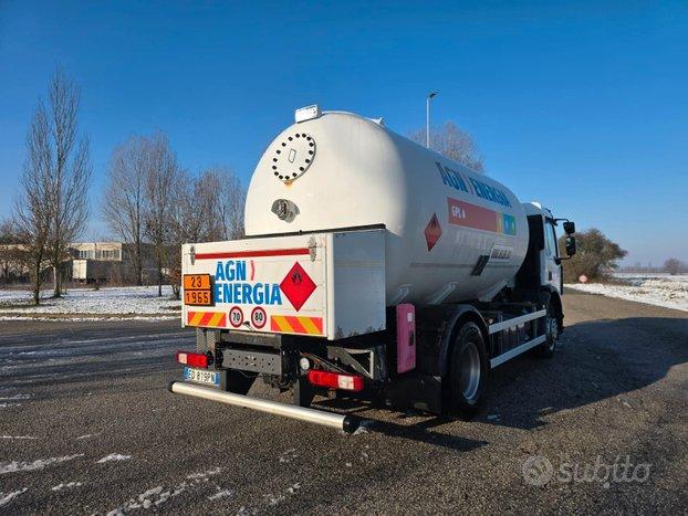 MOTRICE RENAULT CISTERNA TRASPORTO CARBURANTE