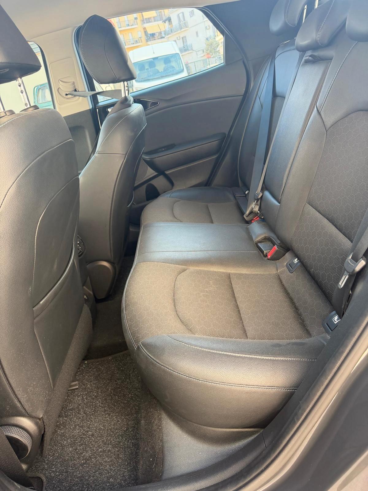 Kia XCeed 1.6 CRDi 136 CV MHEV DCT Business