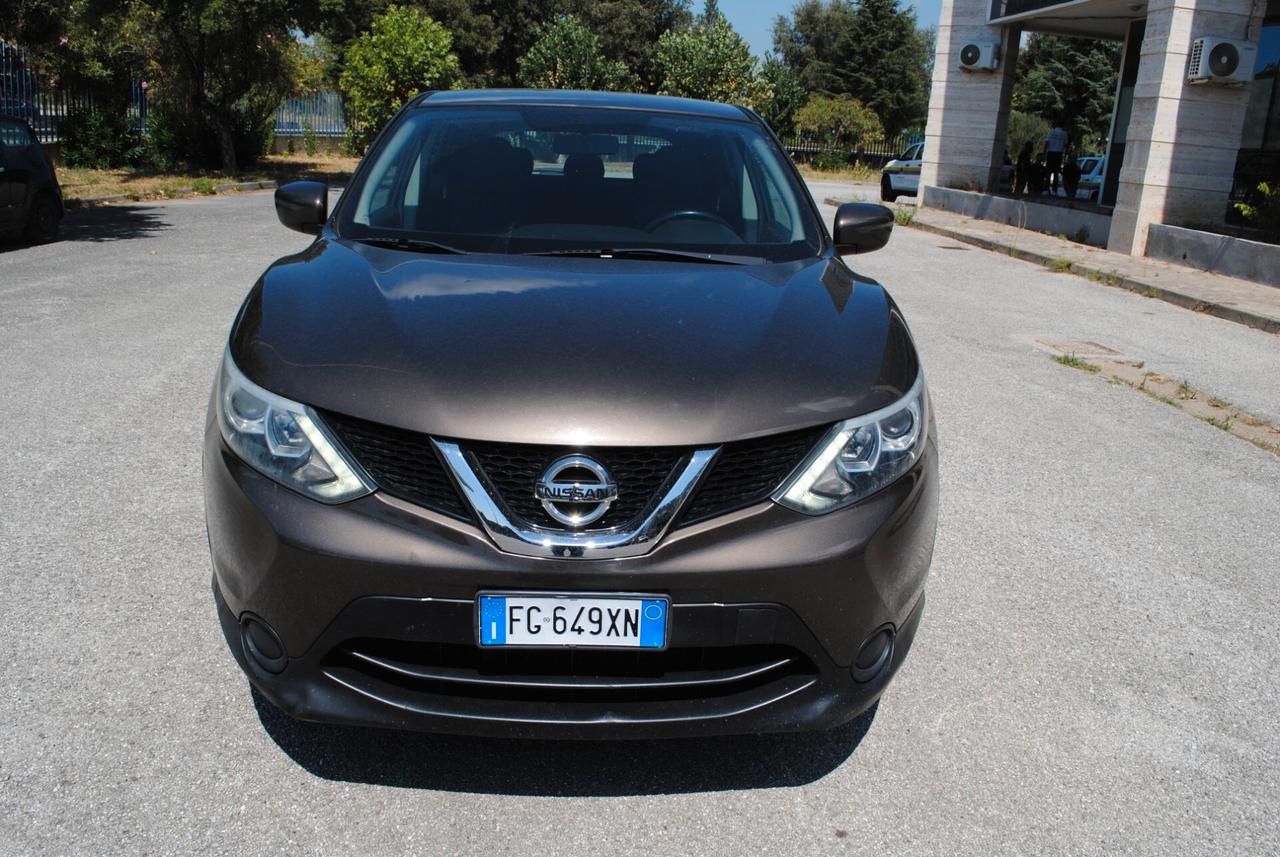 Nissan Qashqai 1.5 dCi Visia