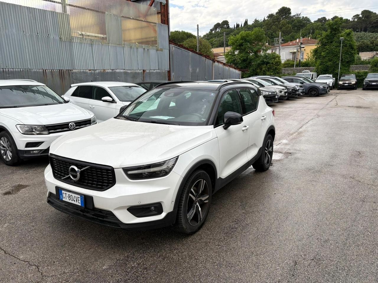 Volvo XC40 2.0 190 CvD4 AWD Geartronic R-design
