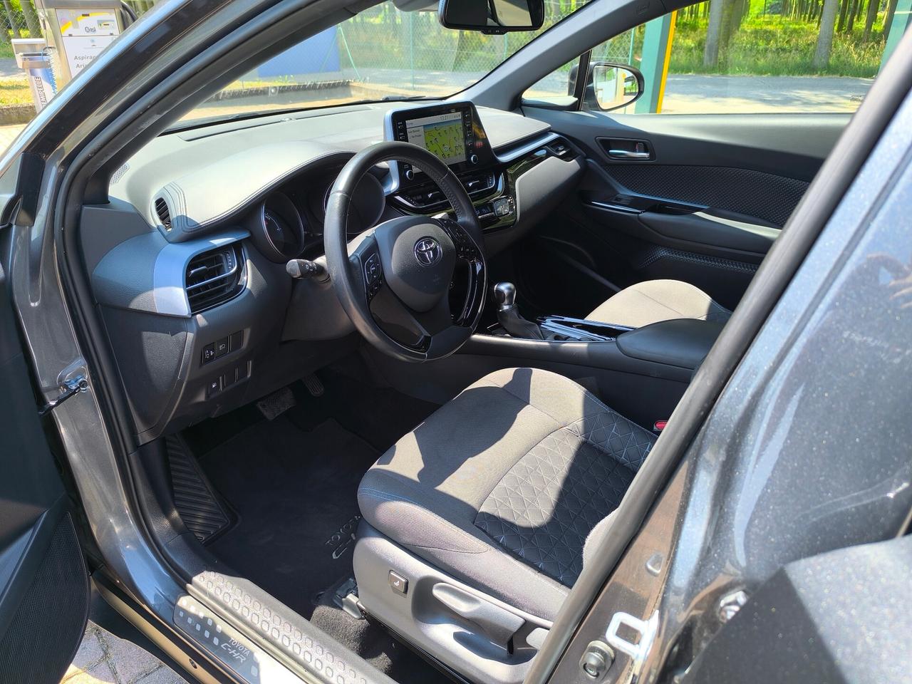 Toyota C-HR 2.0 Hybrid E-CVT Morebusiness