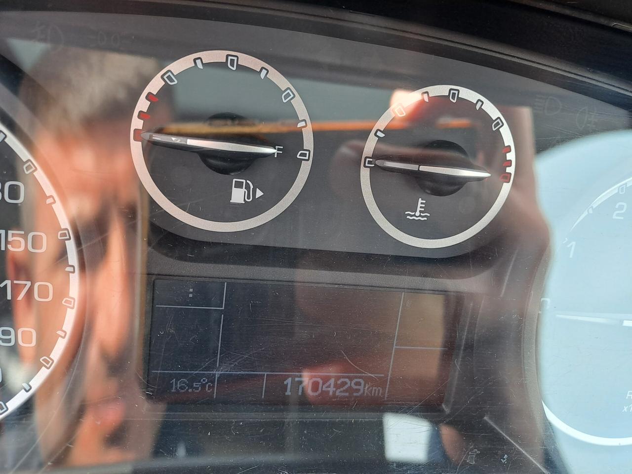 Lancia Ypsilon 0.9 benzina strafull