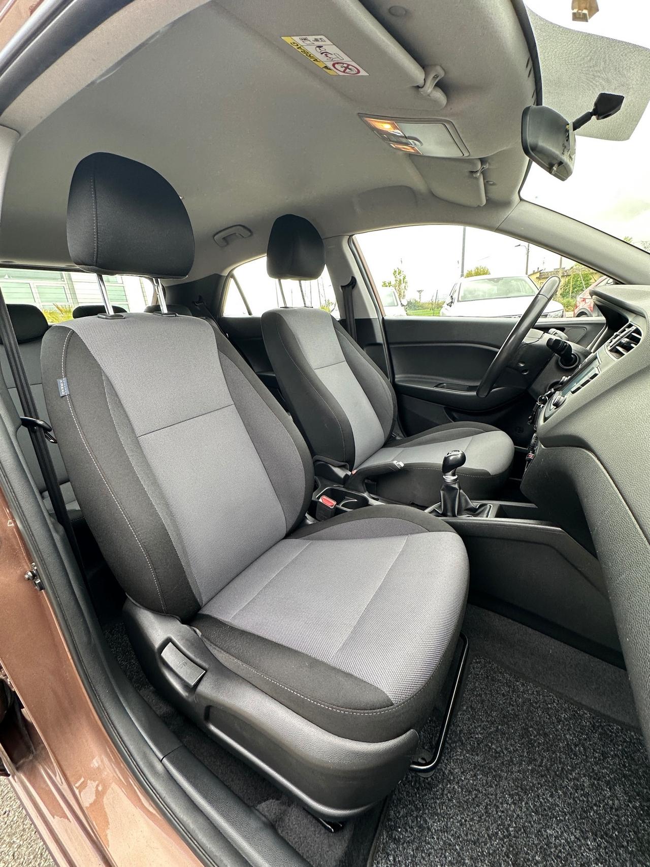 Hyundai i20 1.2 5 porte Econext Connectline - 2019