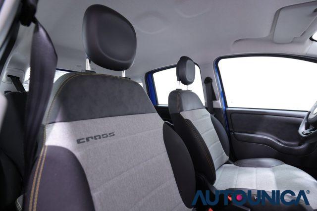 FIAT Panda Cross 1.0 FIREFLY S&S HYBRID NEOPATENTATI