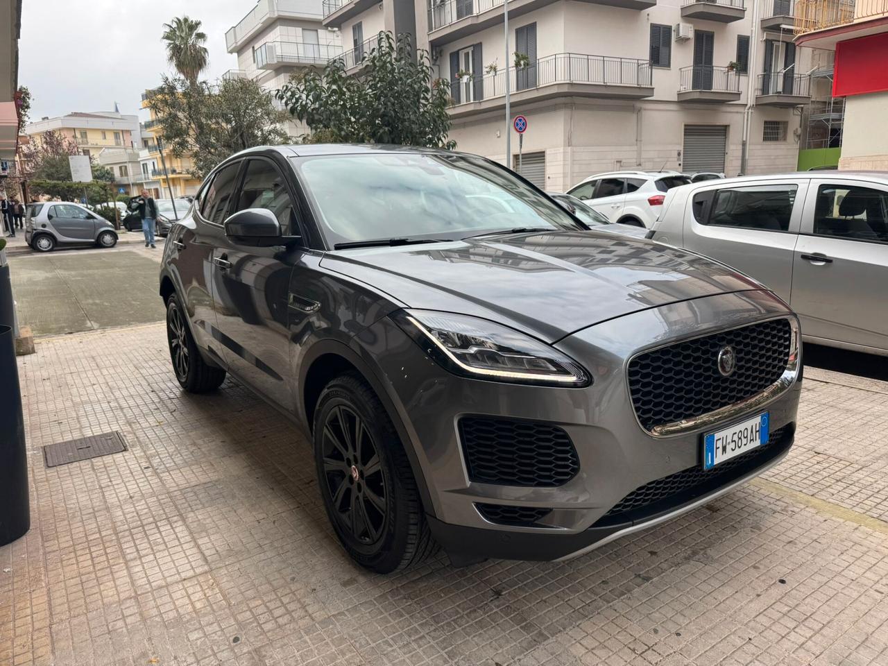Jaguar E-Pace 2.0D 150 CV R-Dynamic