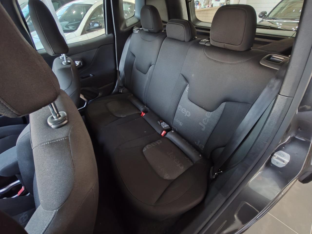 Jeep Renegade 1.6 E-TorQ EVO Longitude 2016