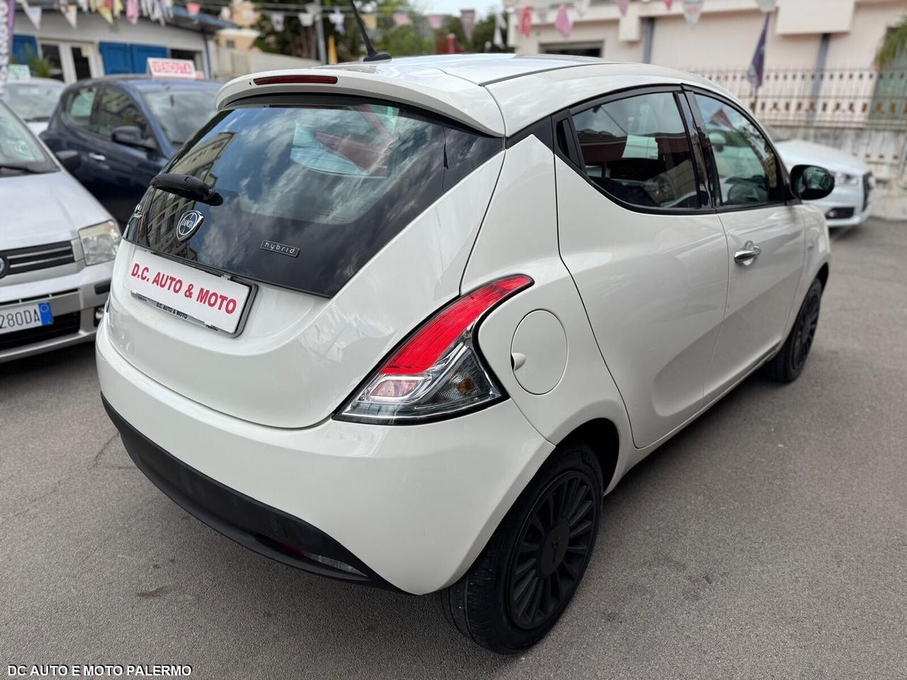 Lancia Ypsilon 1.0 Benzina S&S Hybrid Silver.2022