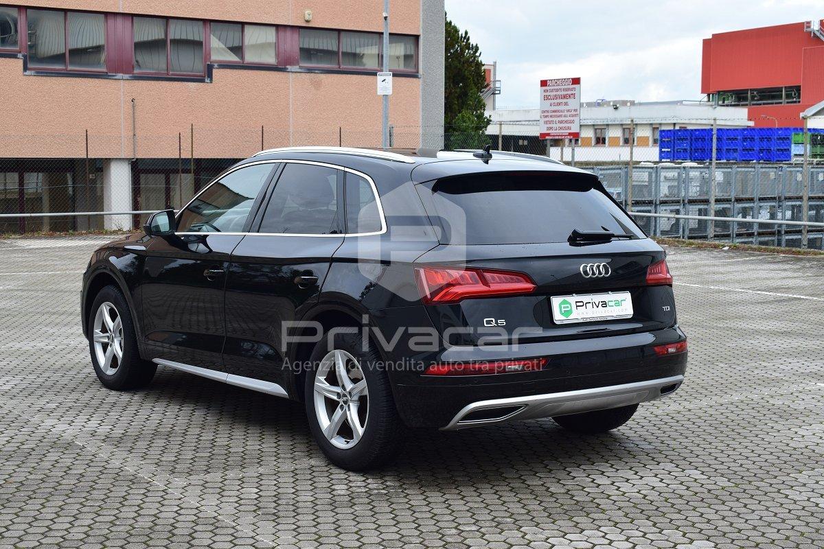 AUDI Q5 2.0 TDI 150 CV Business Sport