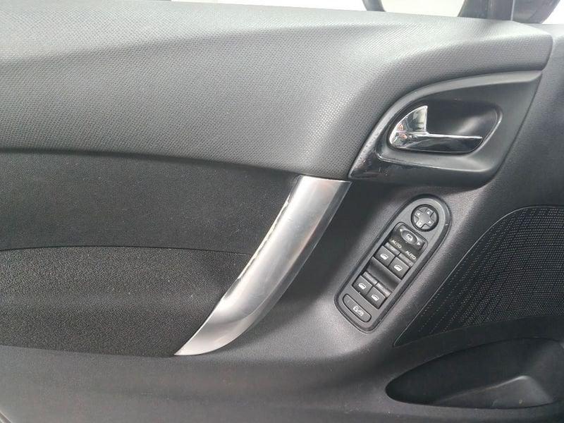 Citroën C3 C3 1.4 HDi 70 Exclusive LEGGI