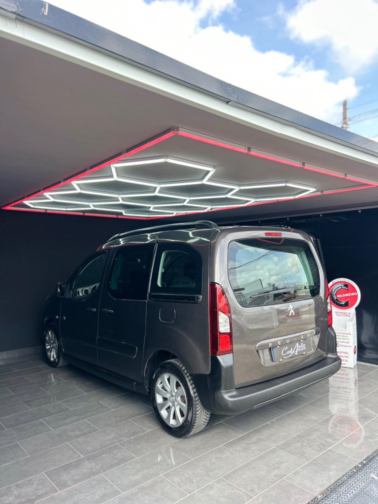 Peugeot Partner Tepee 1.6 BlueHDi 120cv Outdoor 2015