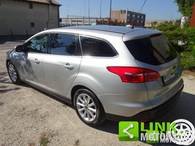 FORD Focus Titanium