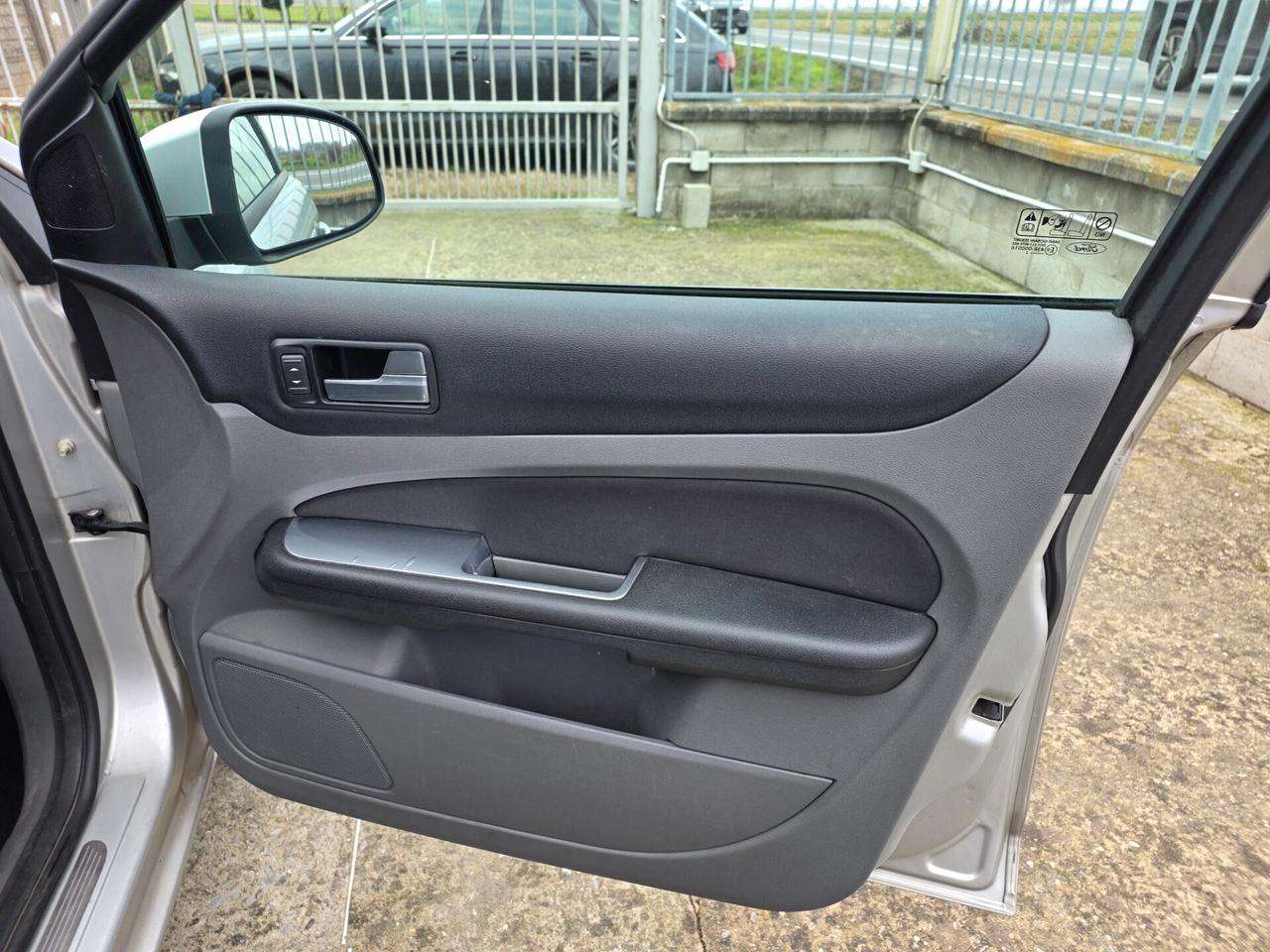 Ford Focus 1.6 Ti-VCT (115CV) SW Tit. UNICO PROP-neopatentata