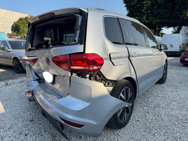 VOLKSWAGEN Touran 1.5 TSI ACT DSG EVO Executive BlueMotion INC.