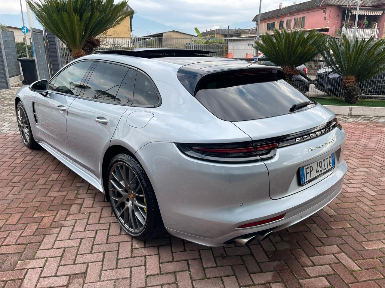 Porsche Panamera Sport Turismo 4.0 Turbo S E-Hybrid