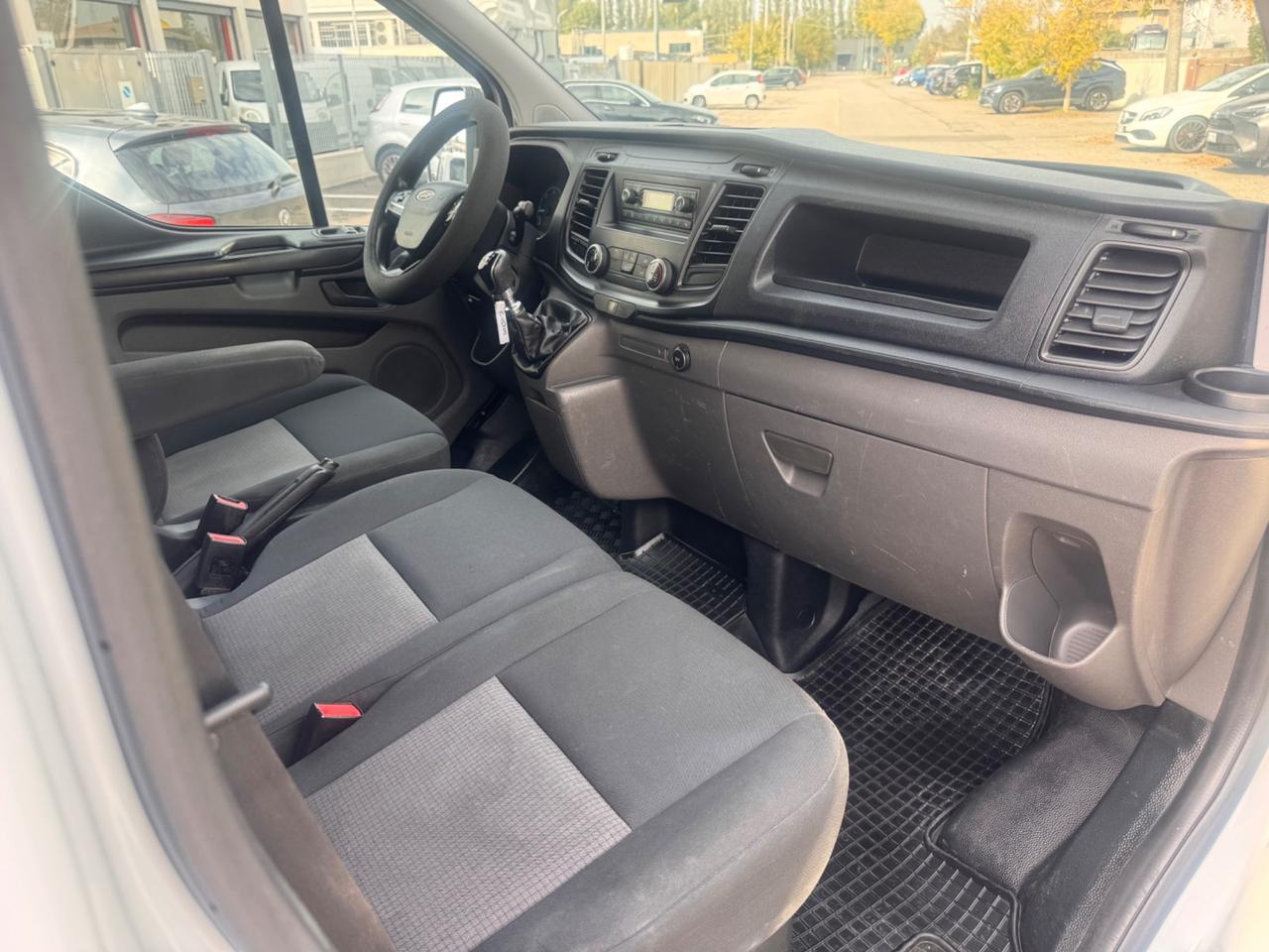Ford Transit Custom 2.0 TDCI L2 TUTTO TAGLIANDATO PERFETTO!