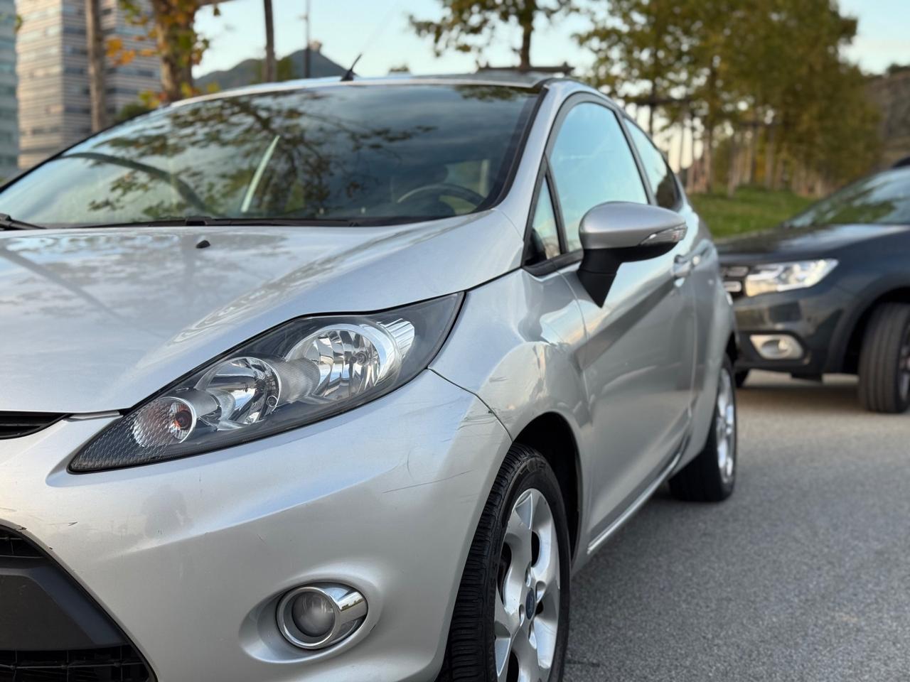FORD FIESTA 1.2 BENZINA EURO 5B GARANTITA 12 MESI