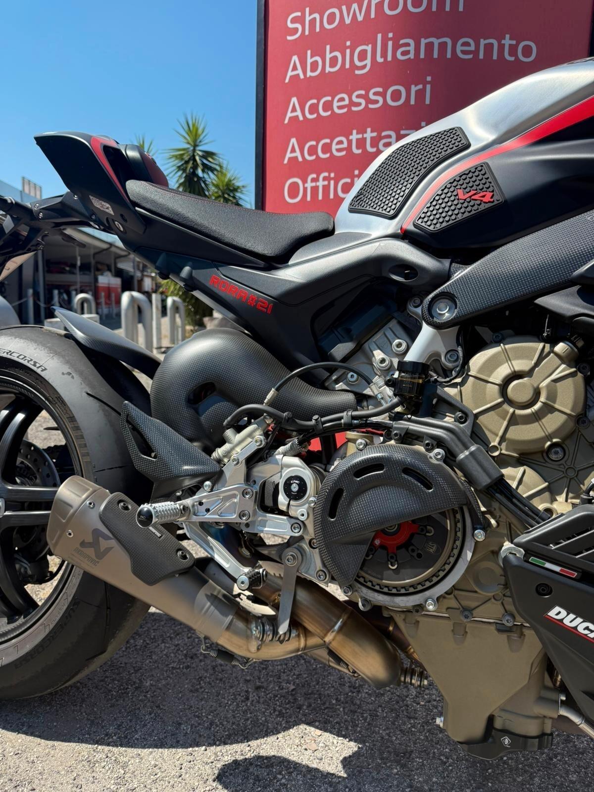 Ducati Streetfighter V4 SP