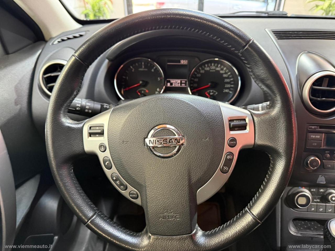 NISSAN Qashqai 2.0 dCi DPF Tekna