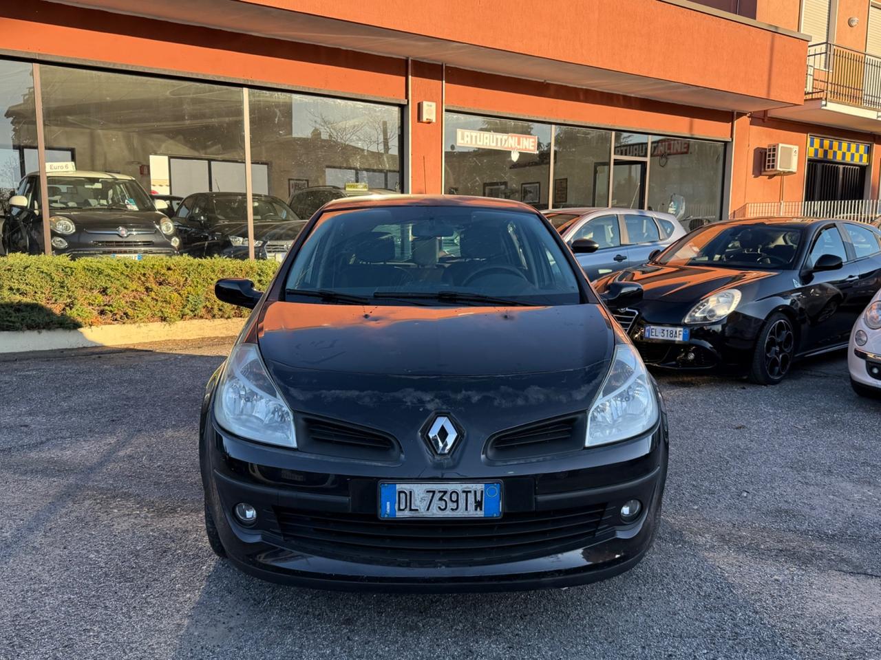 Renault Clio 1.2 16V 5 porte Le Iene