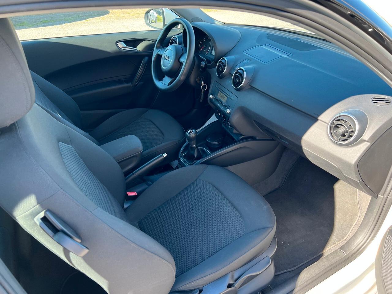 Audi A1 1.6 TDI 105 CV Ambition - OK NEOPATENTATI