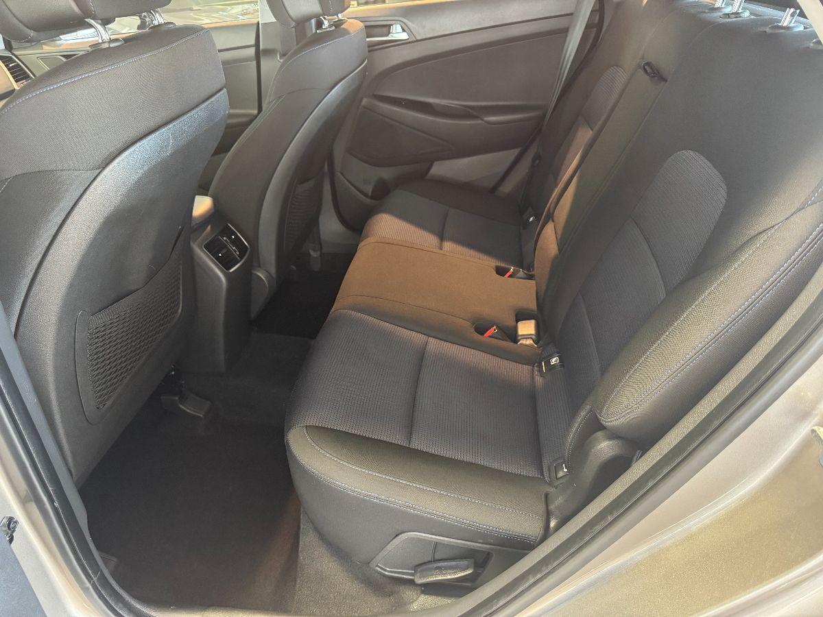 HYUNDAI Tucson 1.7 CRDi XPossible