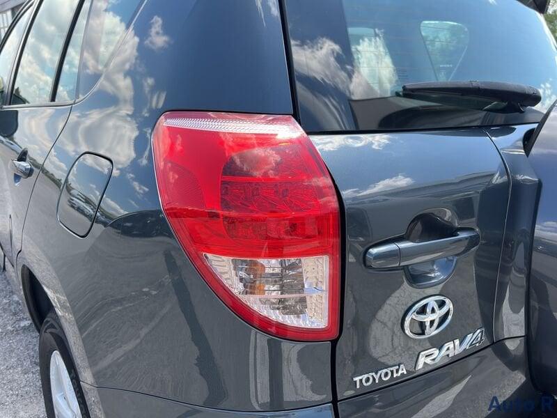 Toyota RAV4 RAV4 2.2 D-4D 136 CV