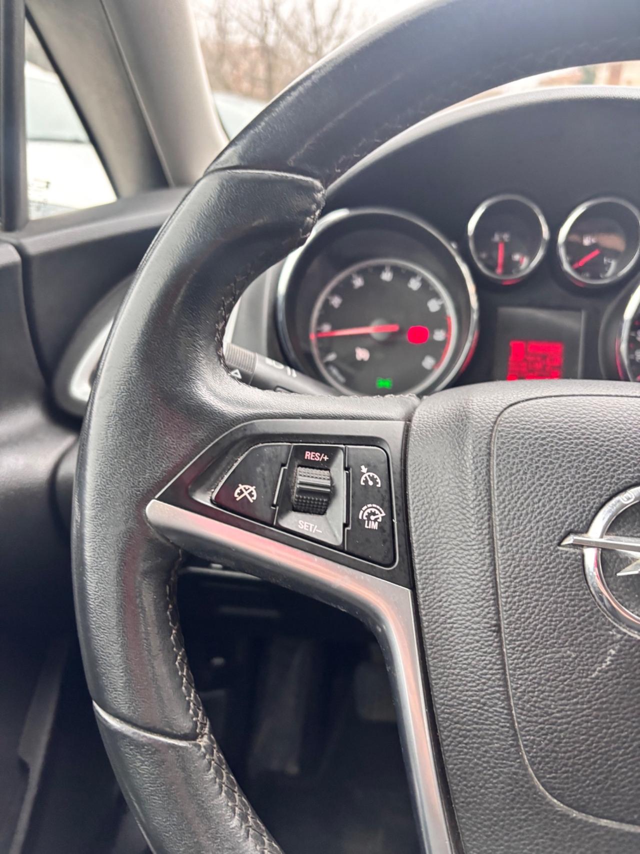 Opel Astra 1.4 Turbo 140CV Sports Tourer GPL Tech Cosmo