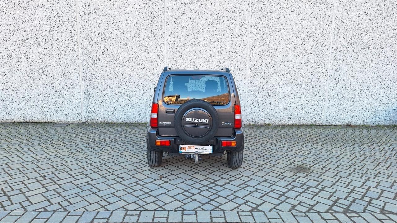 Suzuki Jimny EVO Pelle Gancio traino