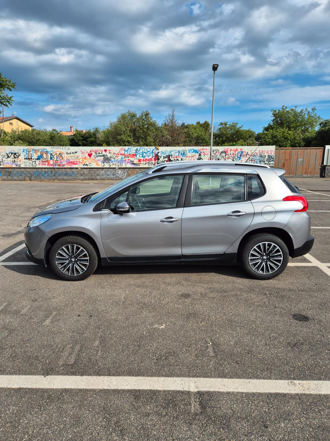 Peugeot 2008 1.6 e-HDi 92 CV Stop&Start Allure