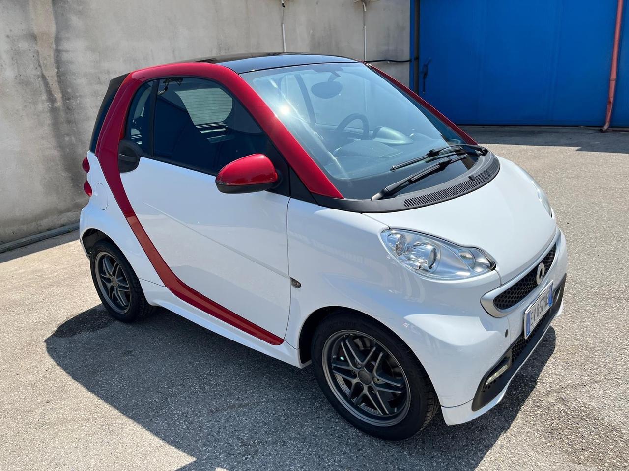 Smart for two 1.0 mhd/71 cv- km 69000-2014