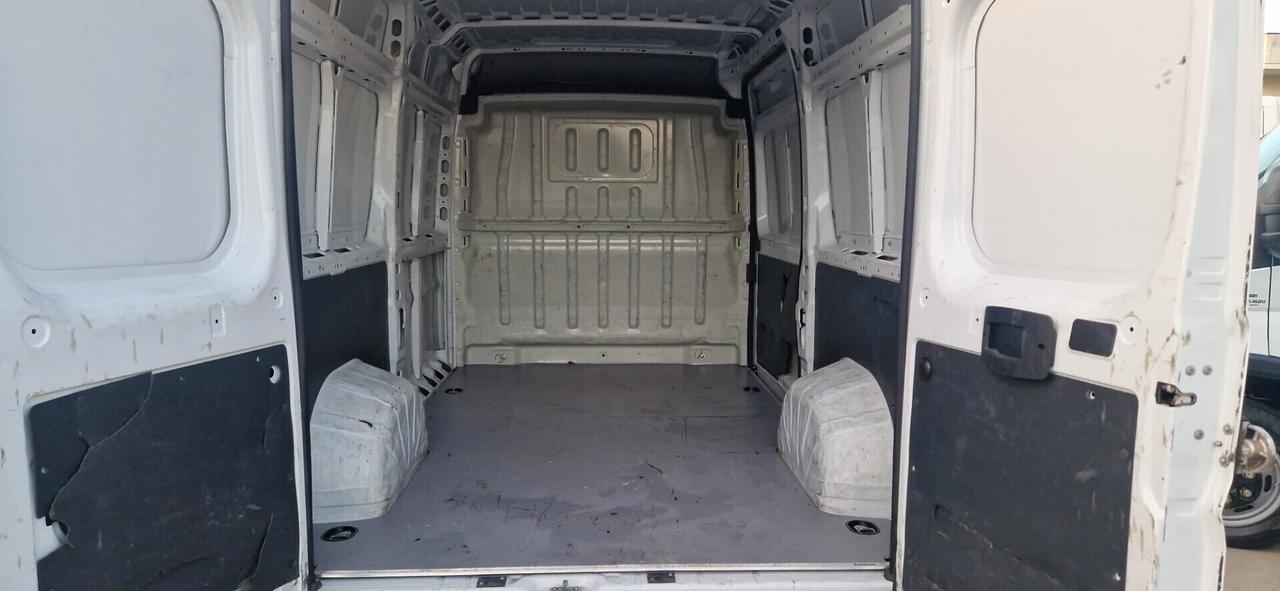 FIAT DUCATO L2H2 P. MEDIO 2.3 MJT 140 CV -2021