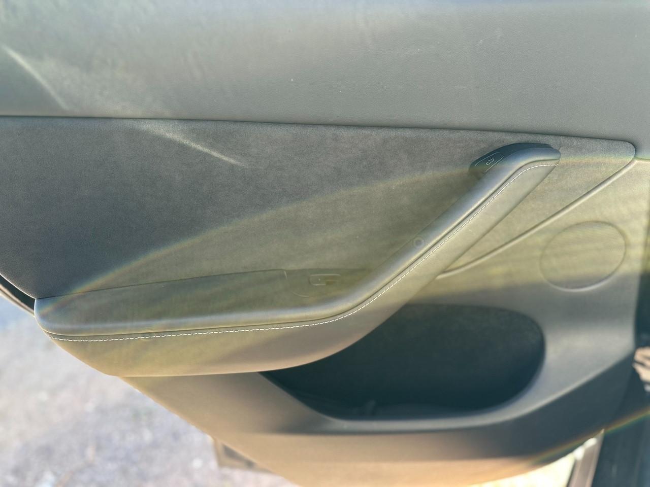 TESLA Model Y 2021 - Model Y Single Motor rwd