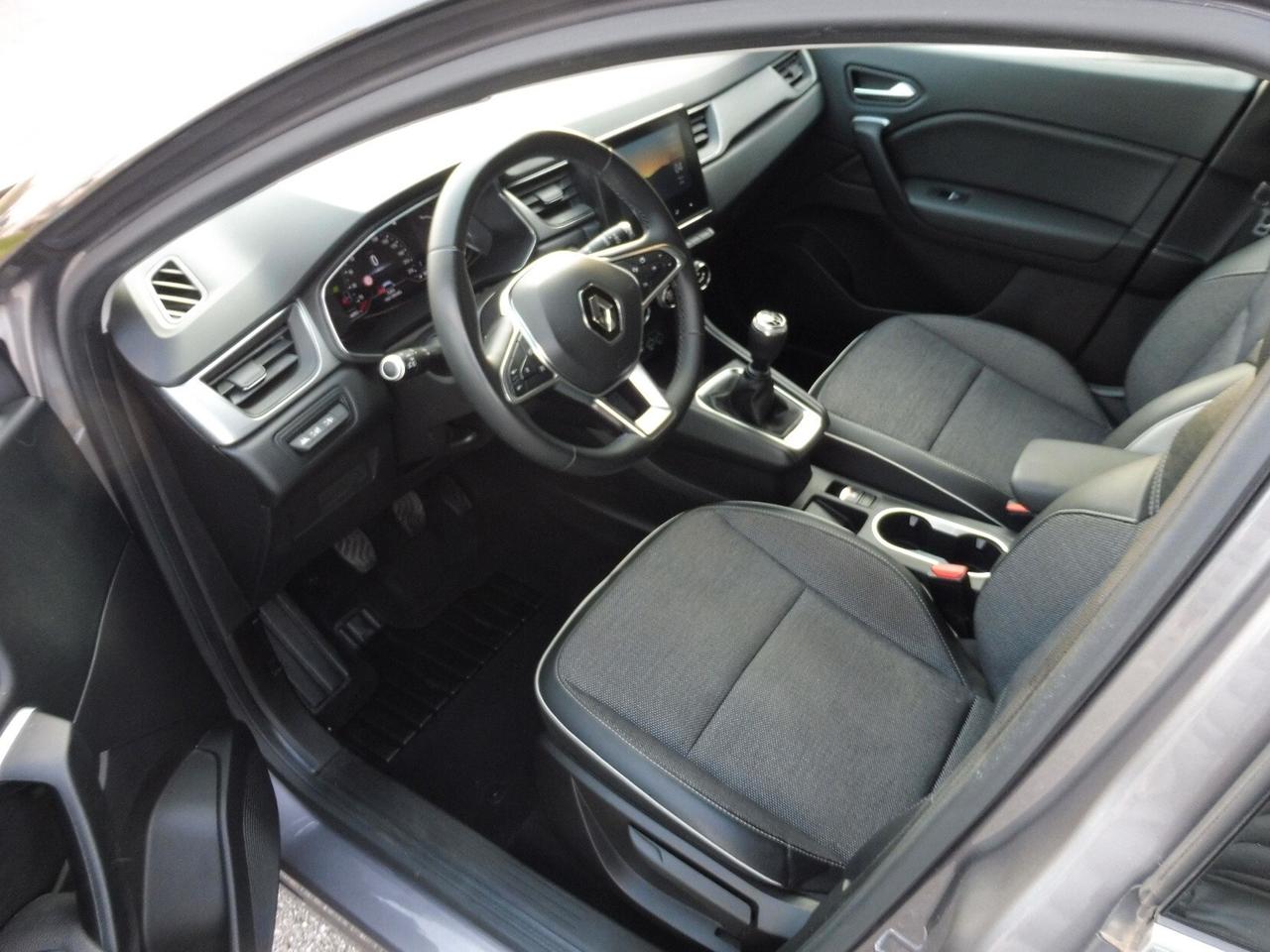 Renault Captur TCe 100 CV Intens