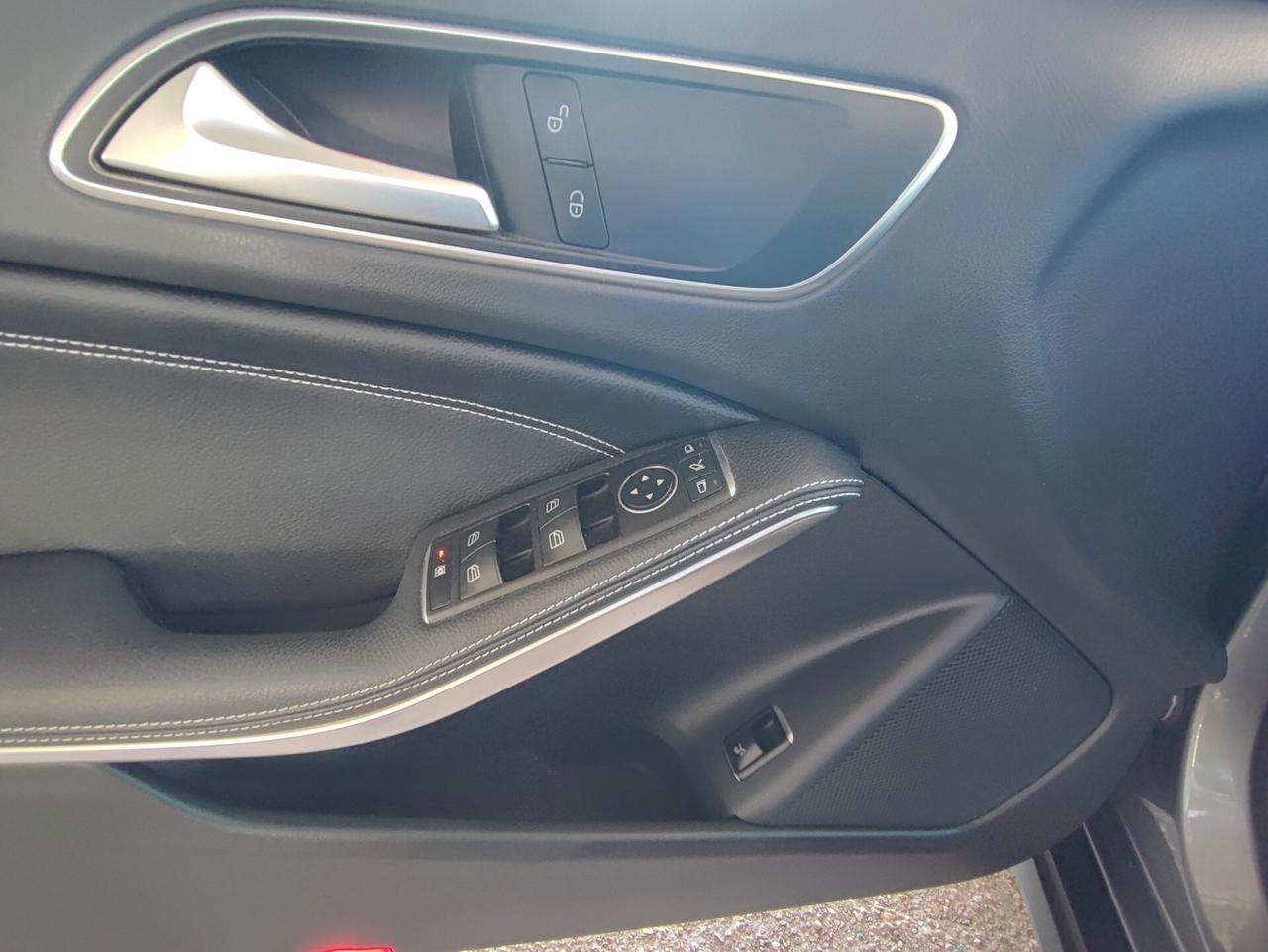 Mercedes-benz GLA 200 d Automatic Premium