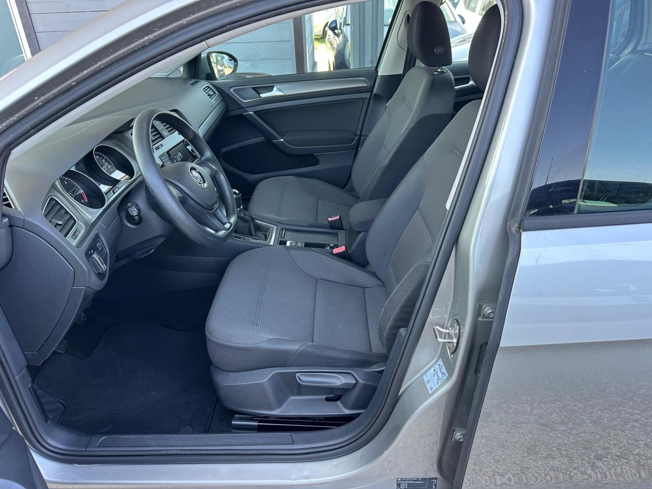 Volkswagen Golf 1.6 TDI 5p. BlueMotion NEOPATENTATI