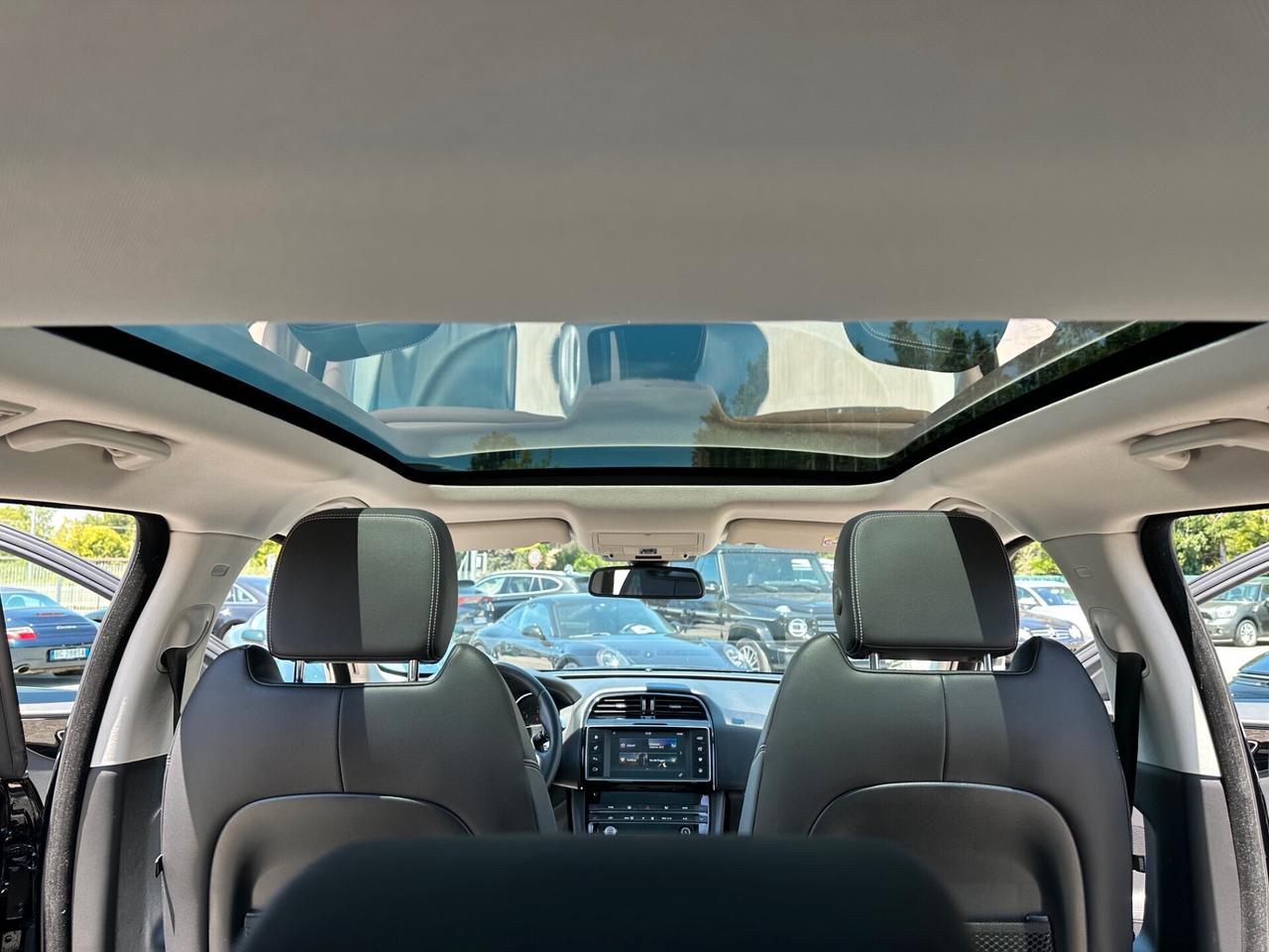 Jaguar F-Pace 2.0 D 180 CV AWD R-Sport /KM DOC/TETTO PAN/BELLISSIMA