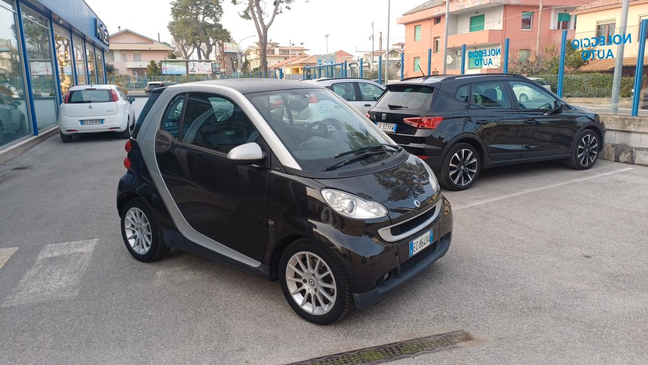 Smart ForTwo 1000 52 kW coupé passion