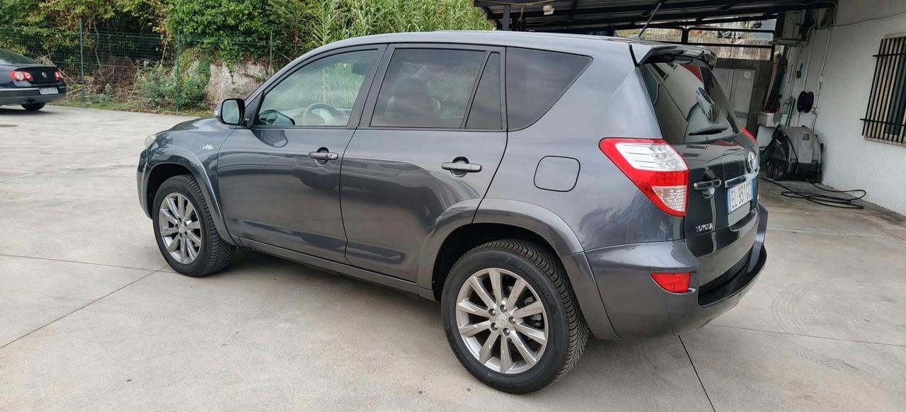 Toyota RAV 4 RAV4 2.2 D-4D 150 CV "AUTOMATICA"