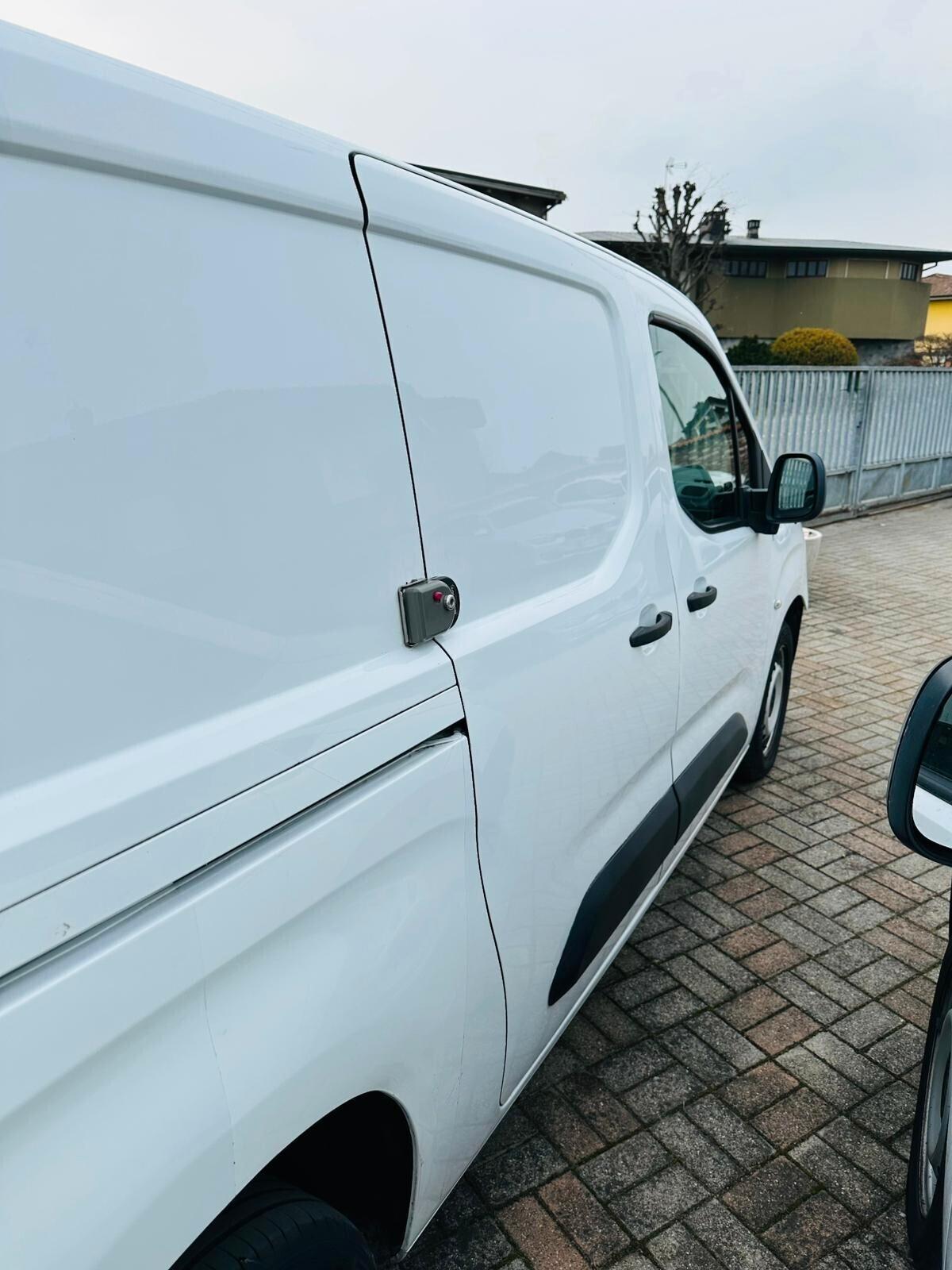 Peugeot partner 2020