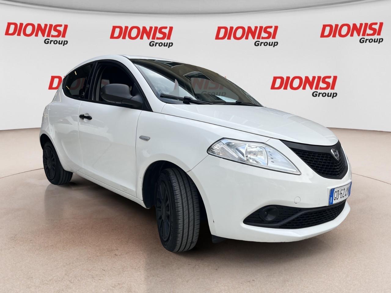 Lancia Ypsilon 5 Porte Ypsilon 1.0 firefly hybrid 70cv