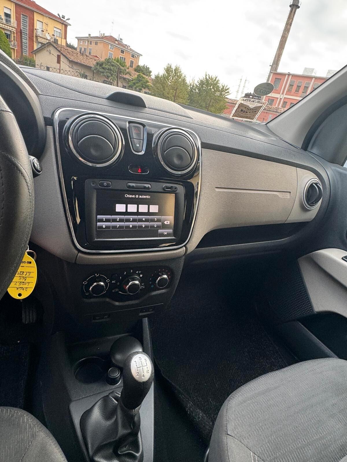 Dacia Lodgy 1.6 BENZINA 8V 85CV 7 posti Lauréate