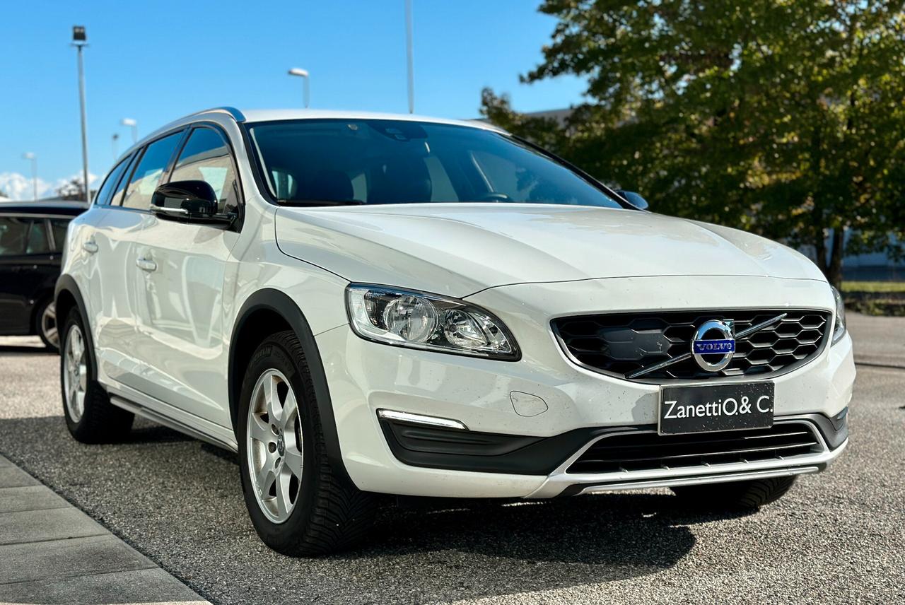 Volvo V60 Cross Country V60 Cross Country D3 Geartronic