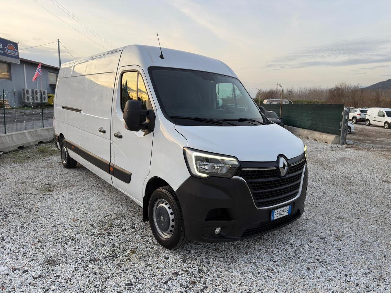 Renault Master T35 2.3 dCi Furgone