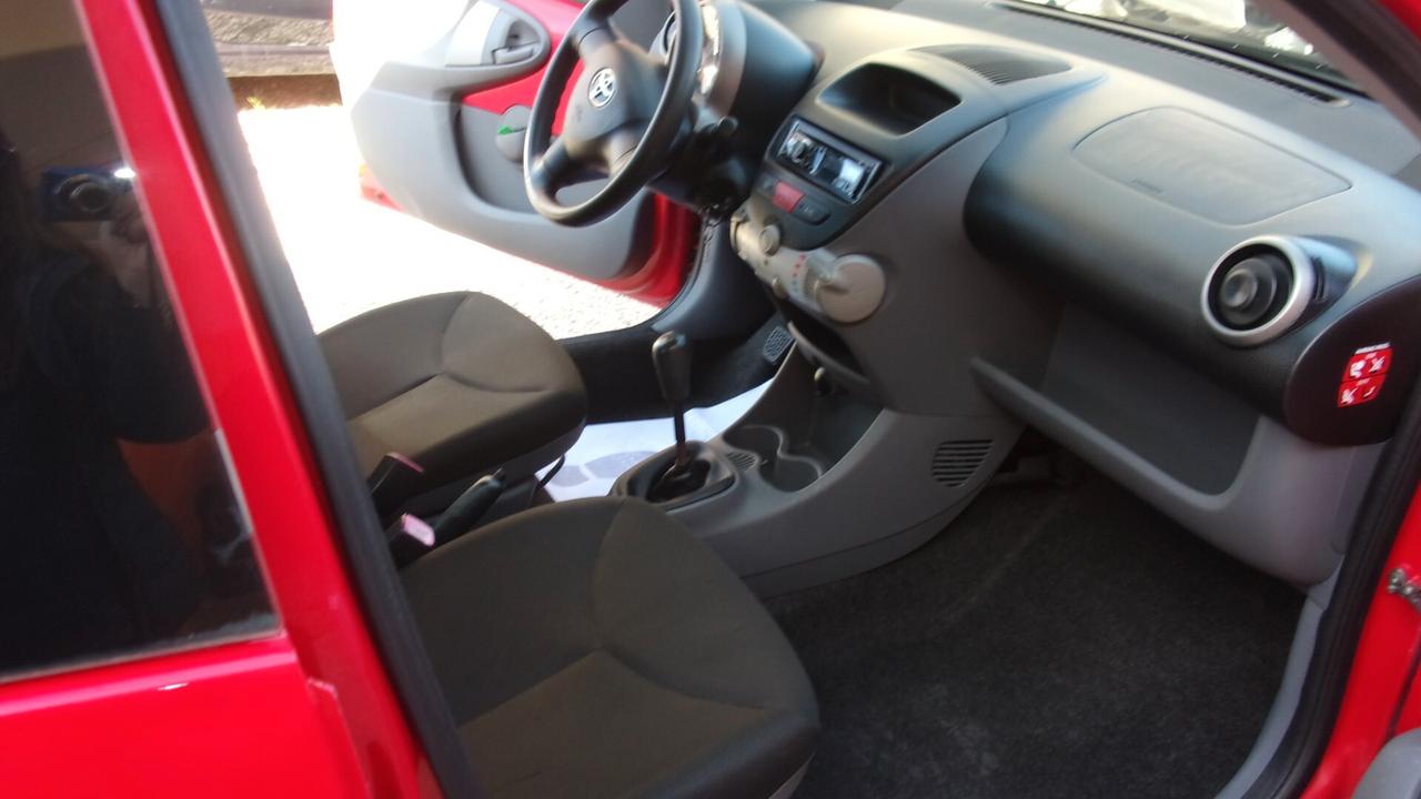 Toyota Aygo 1.0 12V VVT-i 5 porte Now