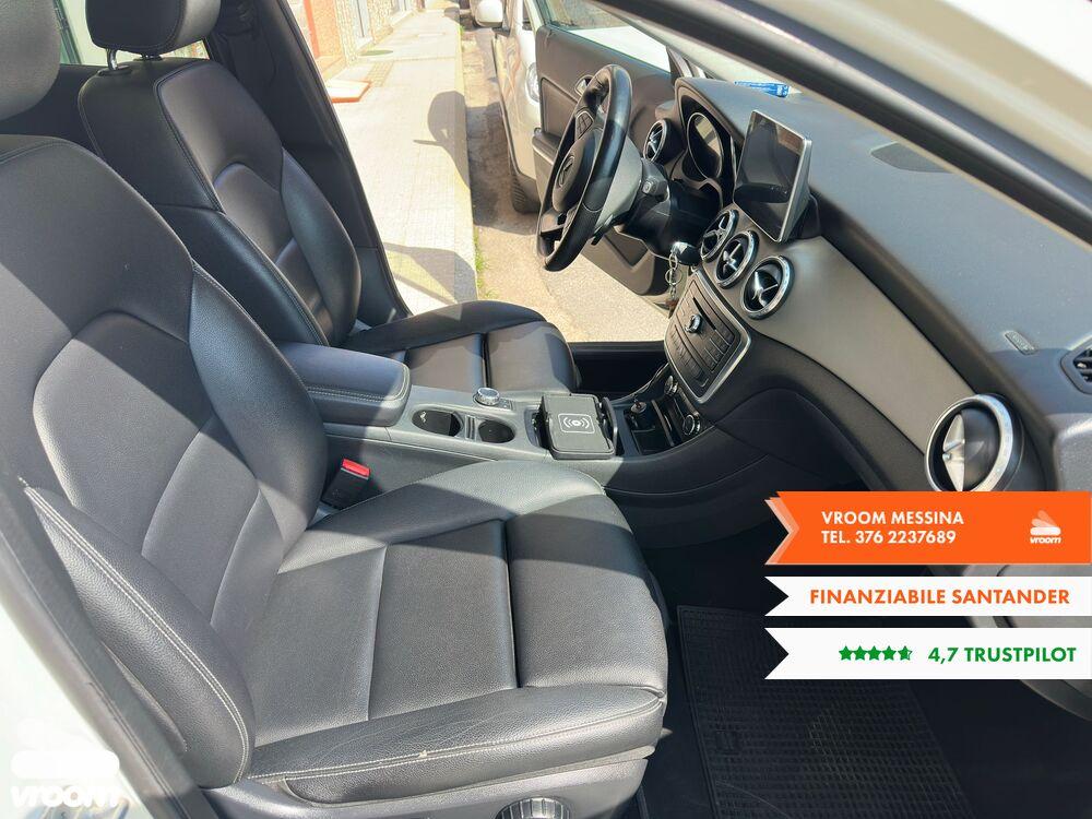 MERCEDES GLA (X156) GLA 200 d Automati...