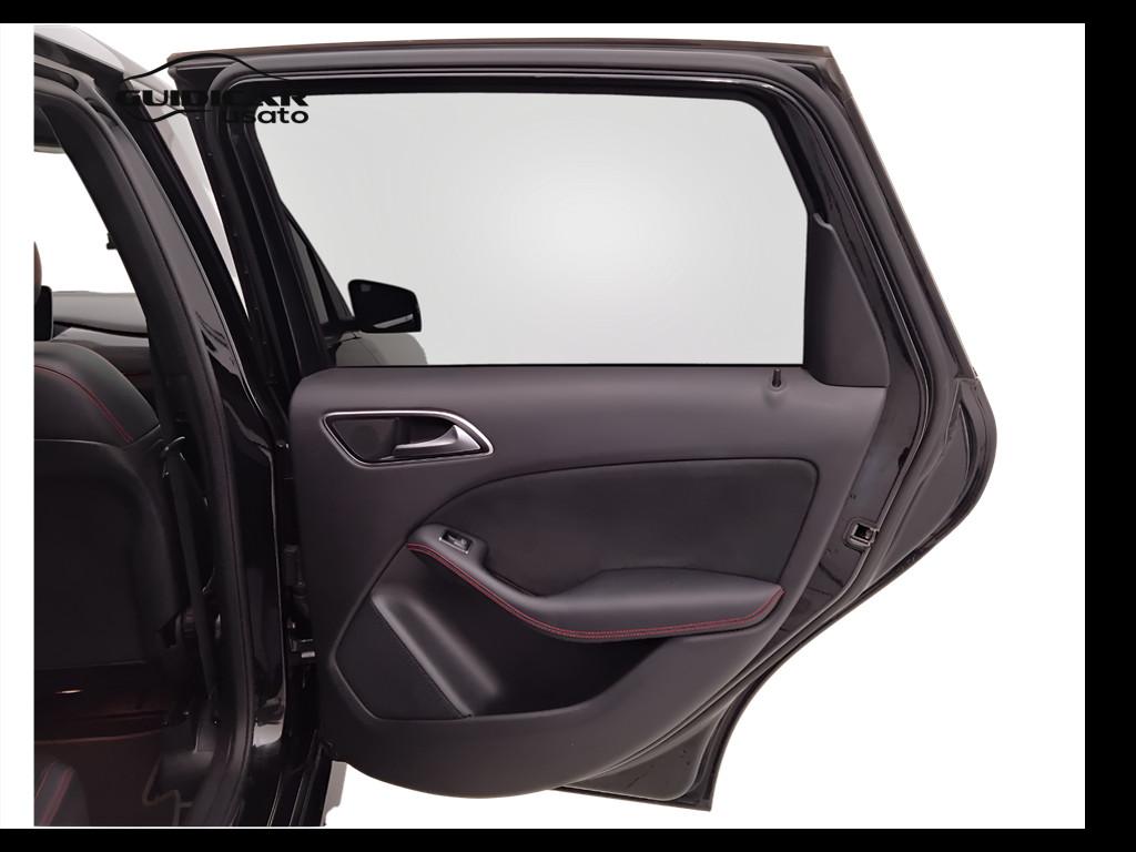 Mercedes-Benz Classe B - T246 - B 200 d Premium Next auto